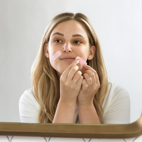 How Does Face Taping Work?